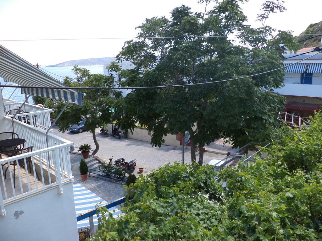 To Kamari Apartment Paralia Agias Foteinis Phòng bức ảnh