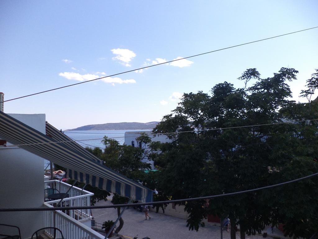 To Kamari Apartment Paralia Agias Foteinis Phòng bức ảnh