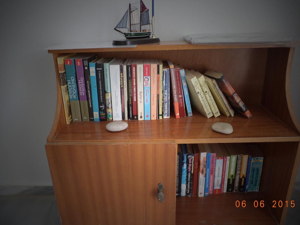 To Kamari Apartment Paralia Agias Foteinis Ngoại thất bức ảnh